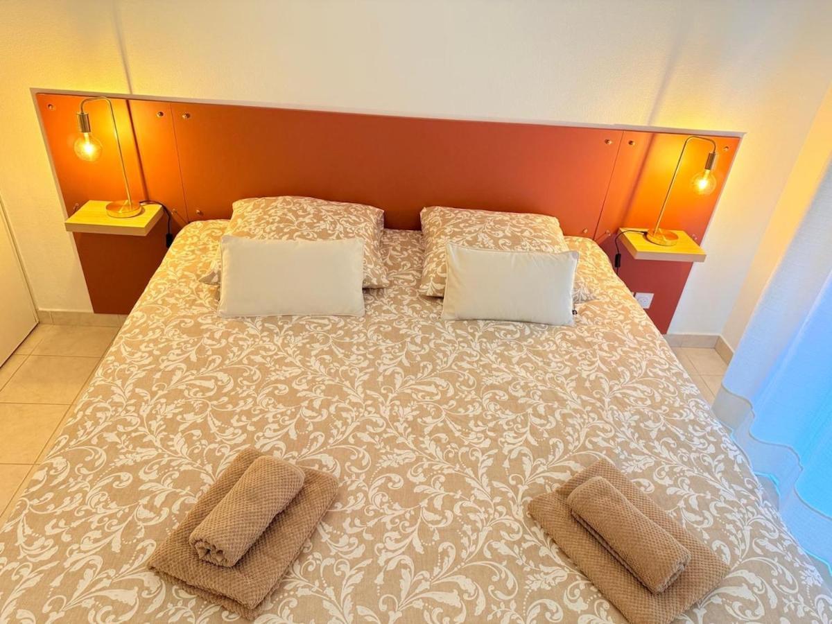 Apartment Les 3 Iles 2 Pieces Climatise A 50 M Des Plages